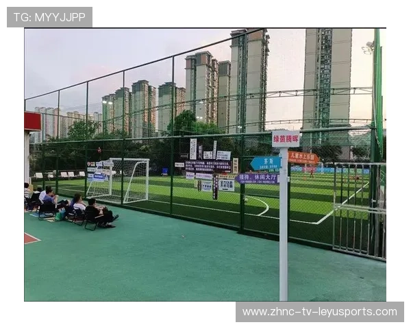 足球俱乐部在青训中加强安全教育与风险预防形成常态化管理,足球青训培训 足球俱乐部在青训中加强安全教育与风险预防形成常态化管理,足球青训培训